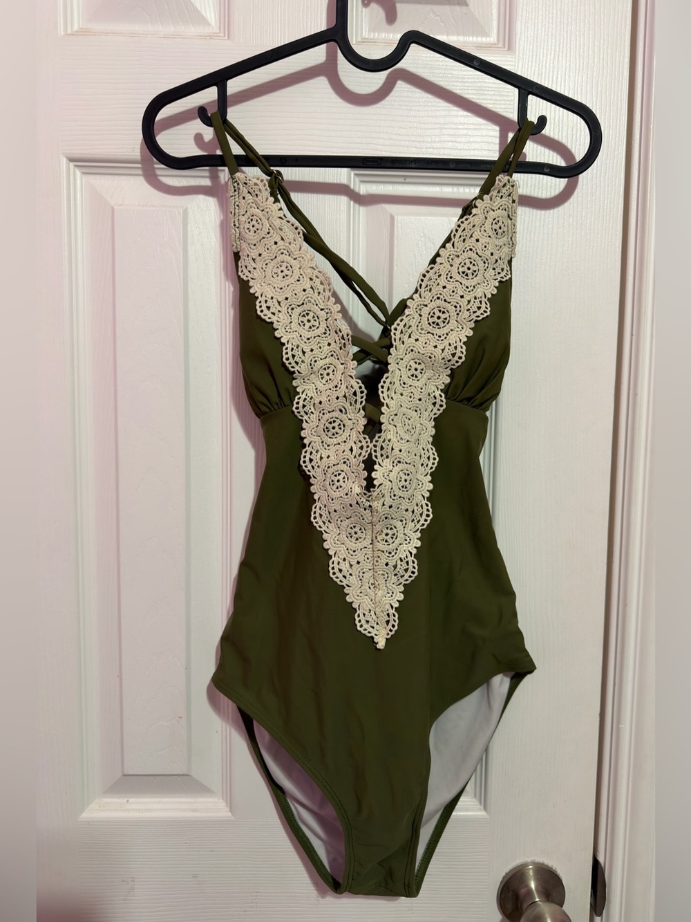 Cupshe Olive Green Crochet Lace One-Piece Swimsuit – Size Small